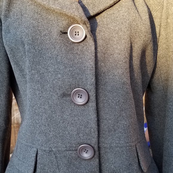 Harvé Bernard Wool Grey Mid-waist Jacket - Picture 6 of 11